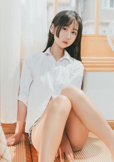 欧美透明大图皮肤_剧情片高清在线观看
